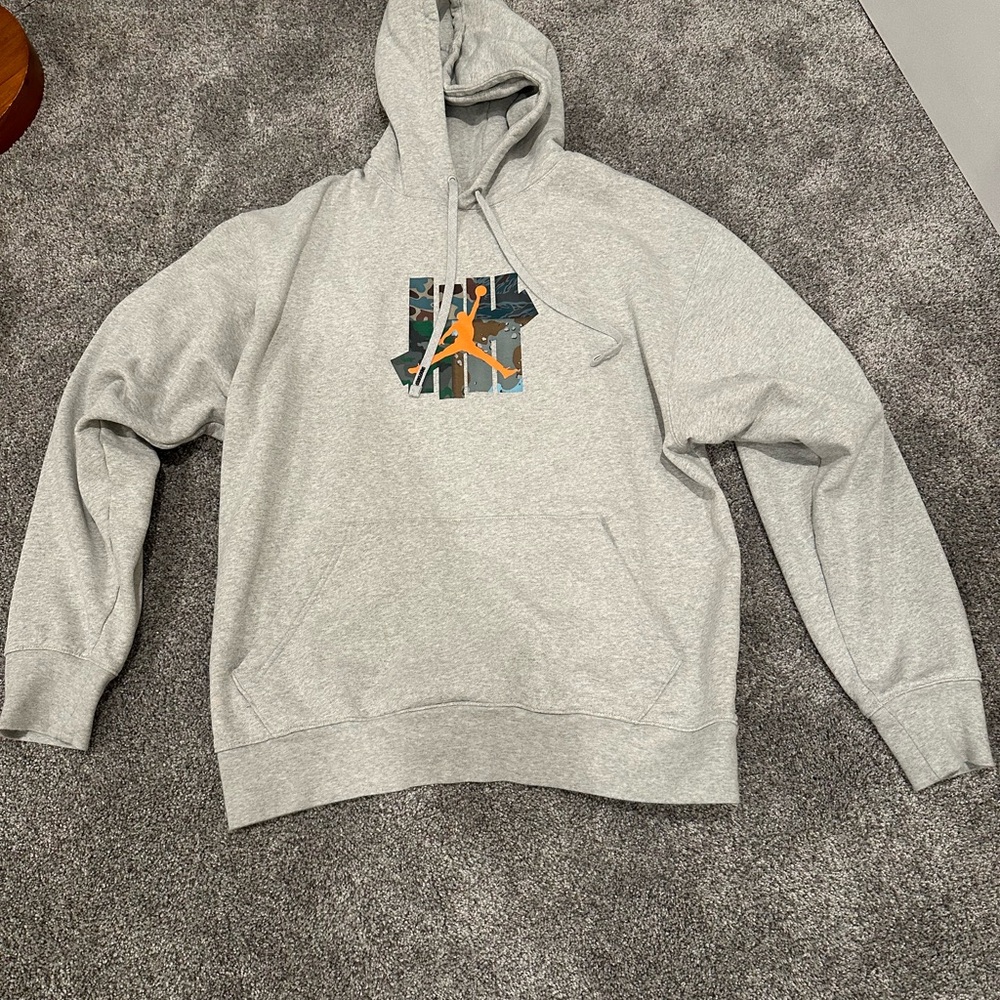Jordan Undefeated hoodie large